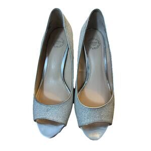 L. MILLER Women’s Silver Sparkly Peep Toe Slip On Kitten Pump Heels Size 7.5